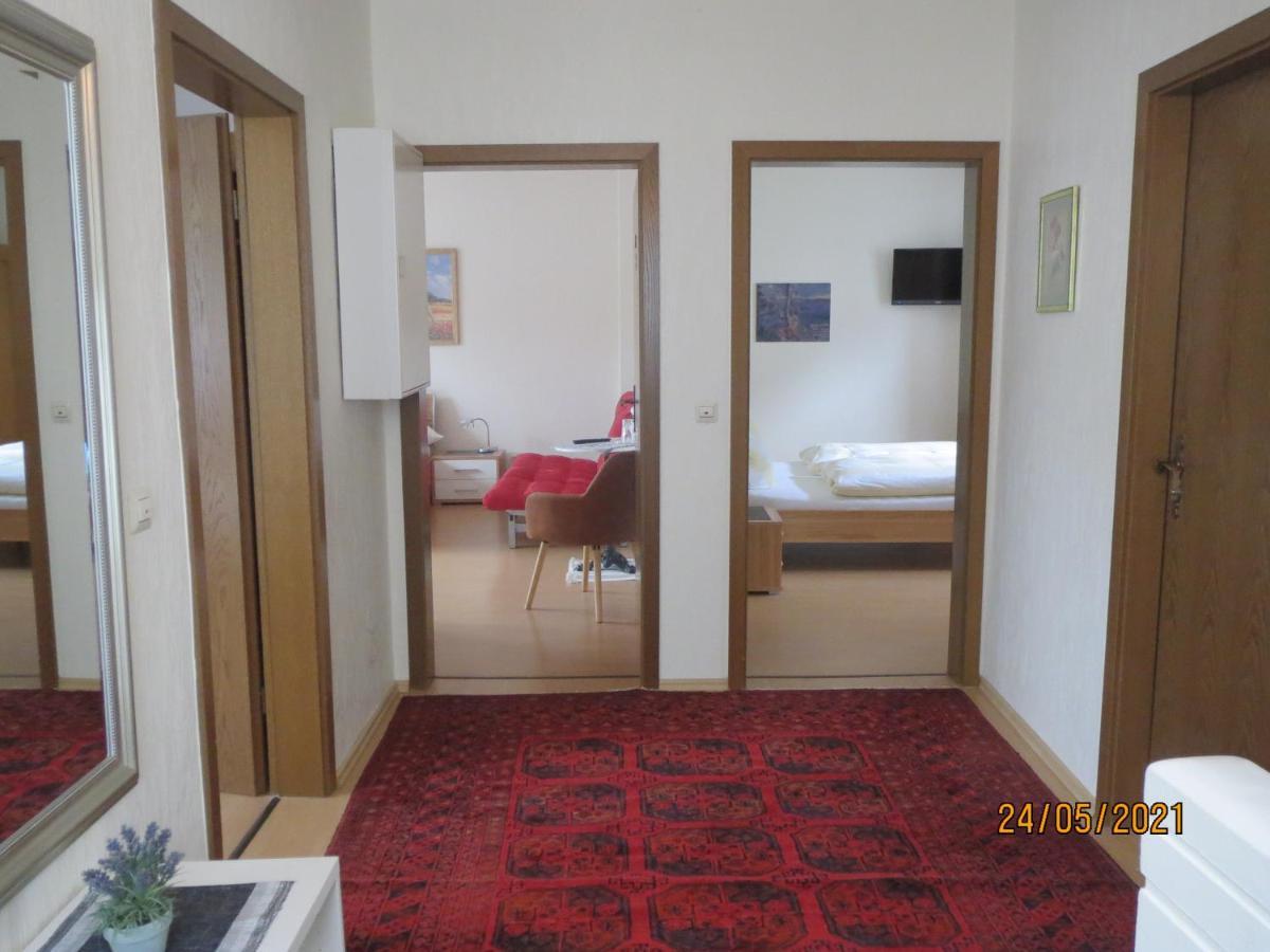 Hotel Und Gaestehaus Gute Quelle 코헴 외부 사진