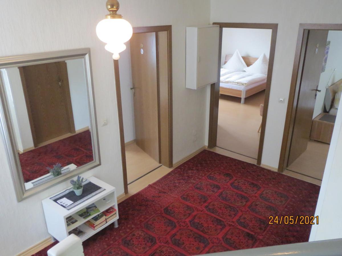 Hotel Und Gaestehaus Gute Quelle 코헴 외부 사진
